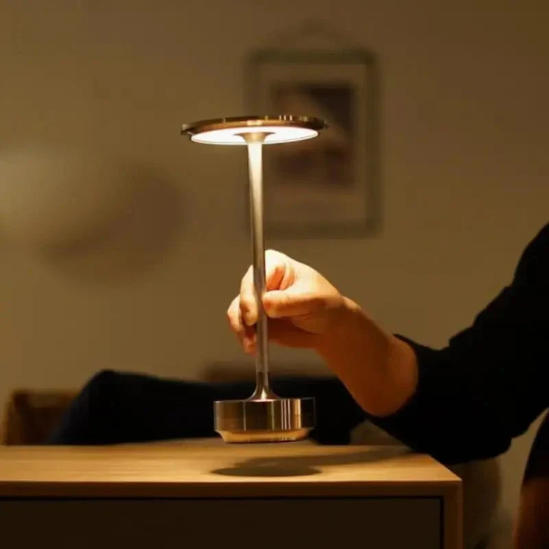 Luminária de Mesa LED Sem Fio 3 Tons de Luz
