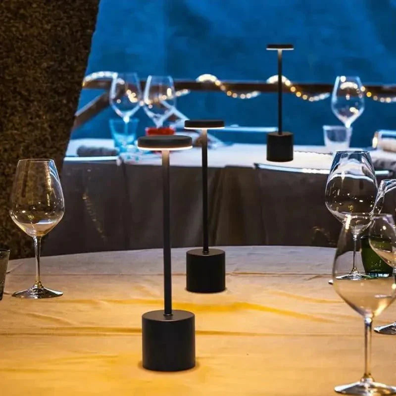 Luminária de Mesa Sem Fio